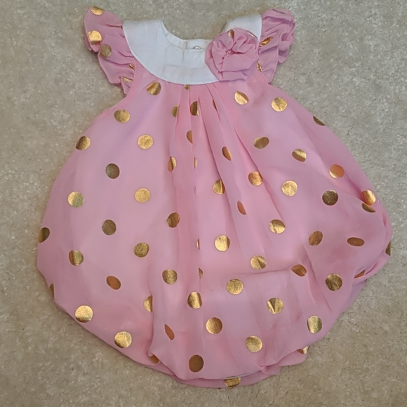 3 for $23! Polka dot romper - Picture 1 of 1